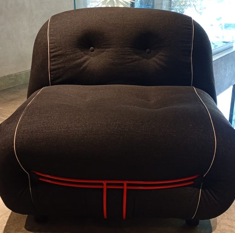 Chair black 2