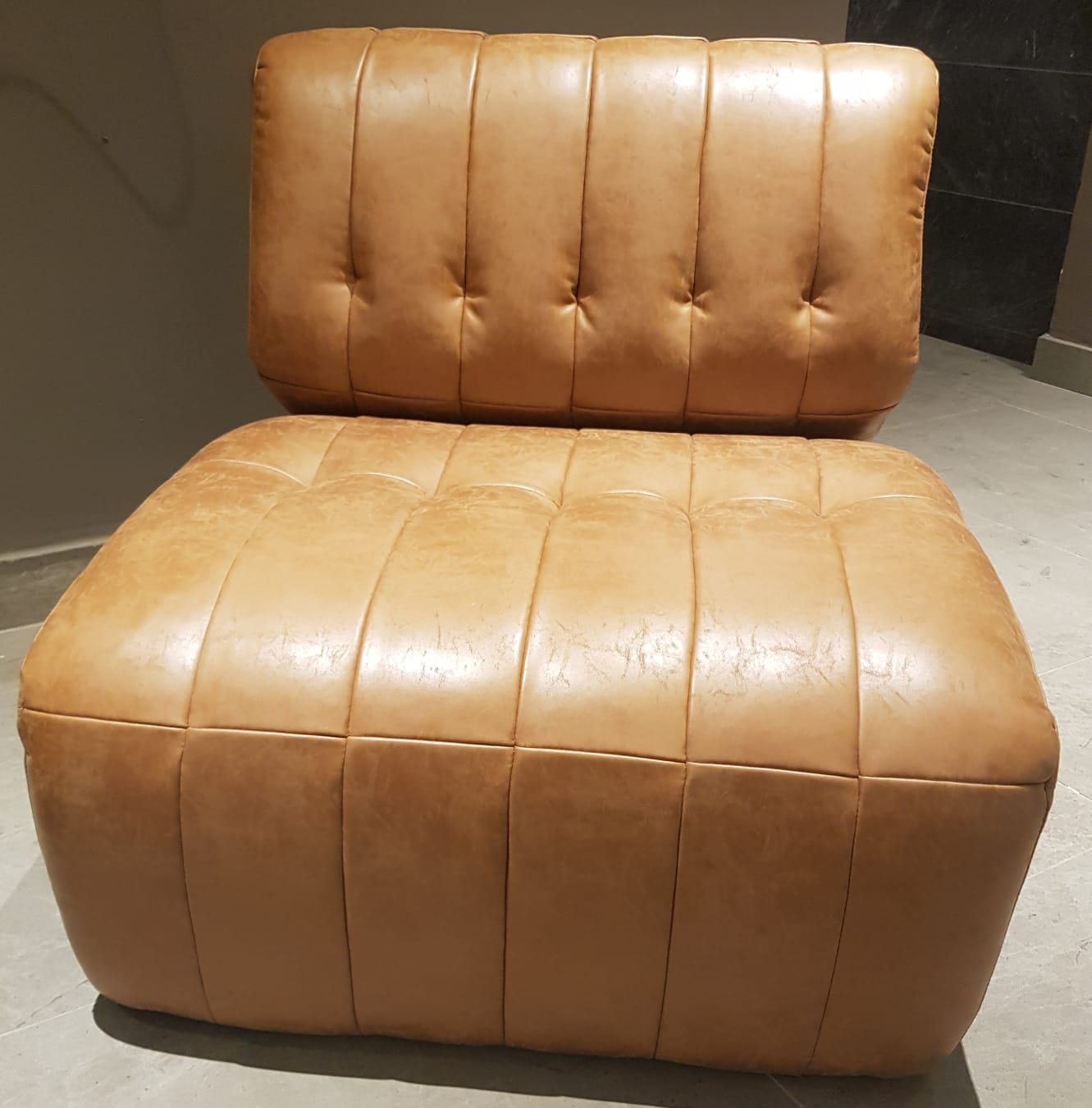 CHAIR 12