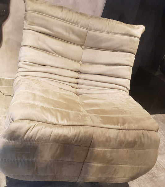 CHAIR 13