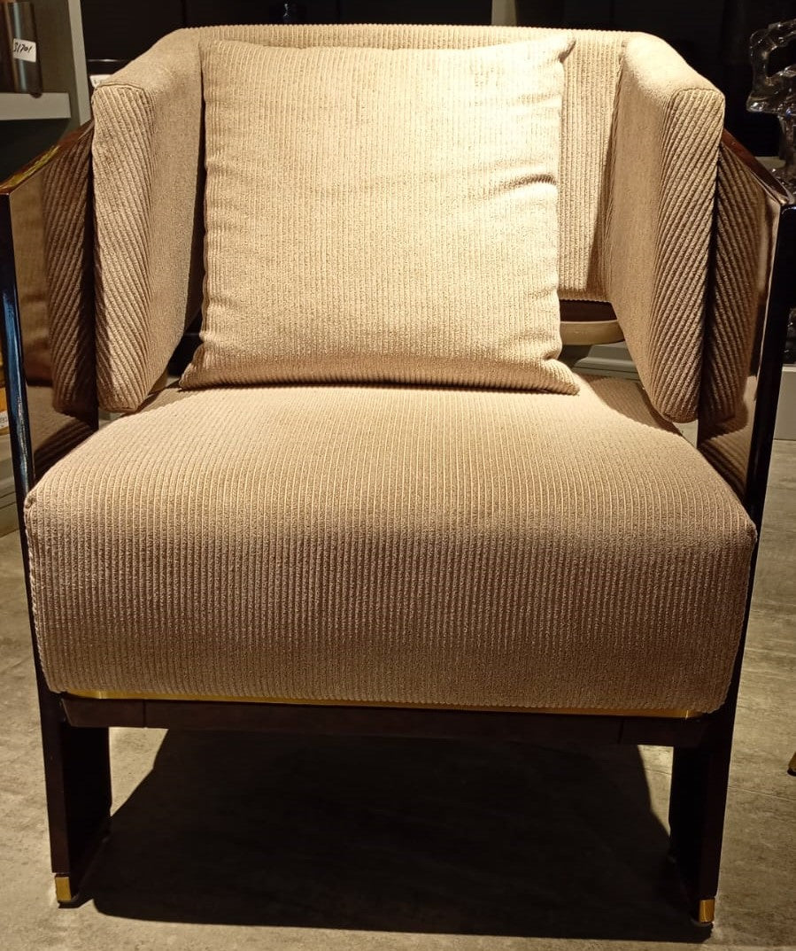 Chair local